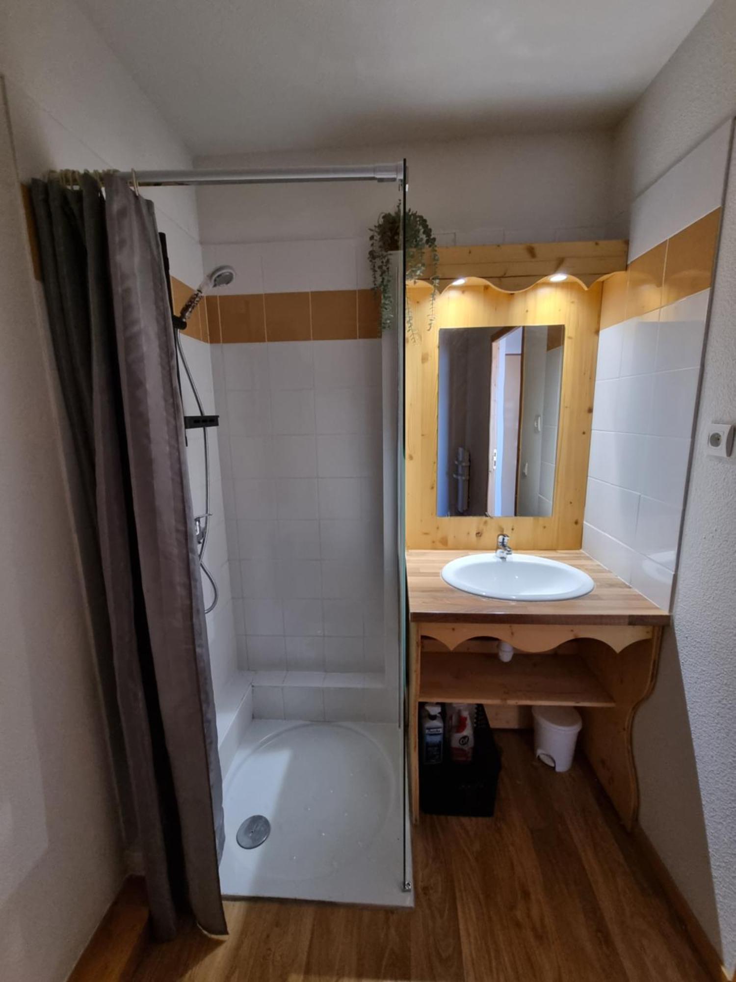 Appartement 4 Personnes 32M2 Au Pied Des Pistes- Wifi- Balcon Sud- Chamrousse 1650 Εξωτερικό φωτογραφία