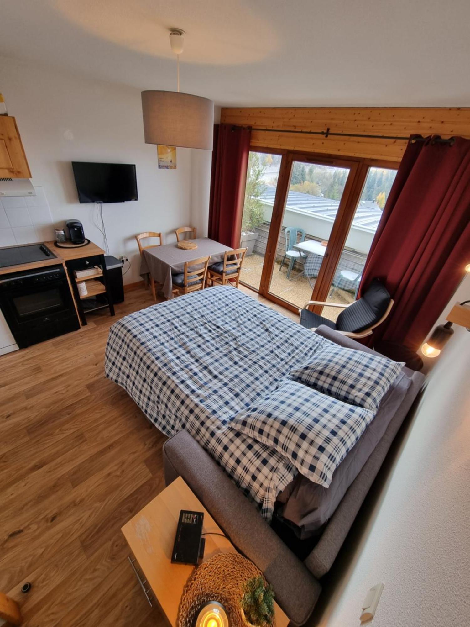Appartement 4 Personnes 32M2 Au Pied Des Pistes- Wifi- Balcon Sud- Chamrousse 1650 Εξωτερικό φωτογραφία