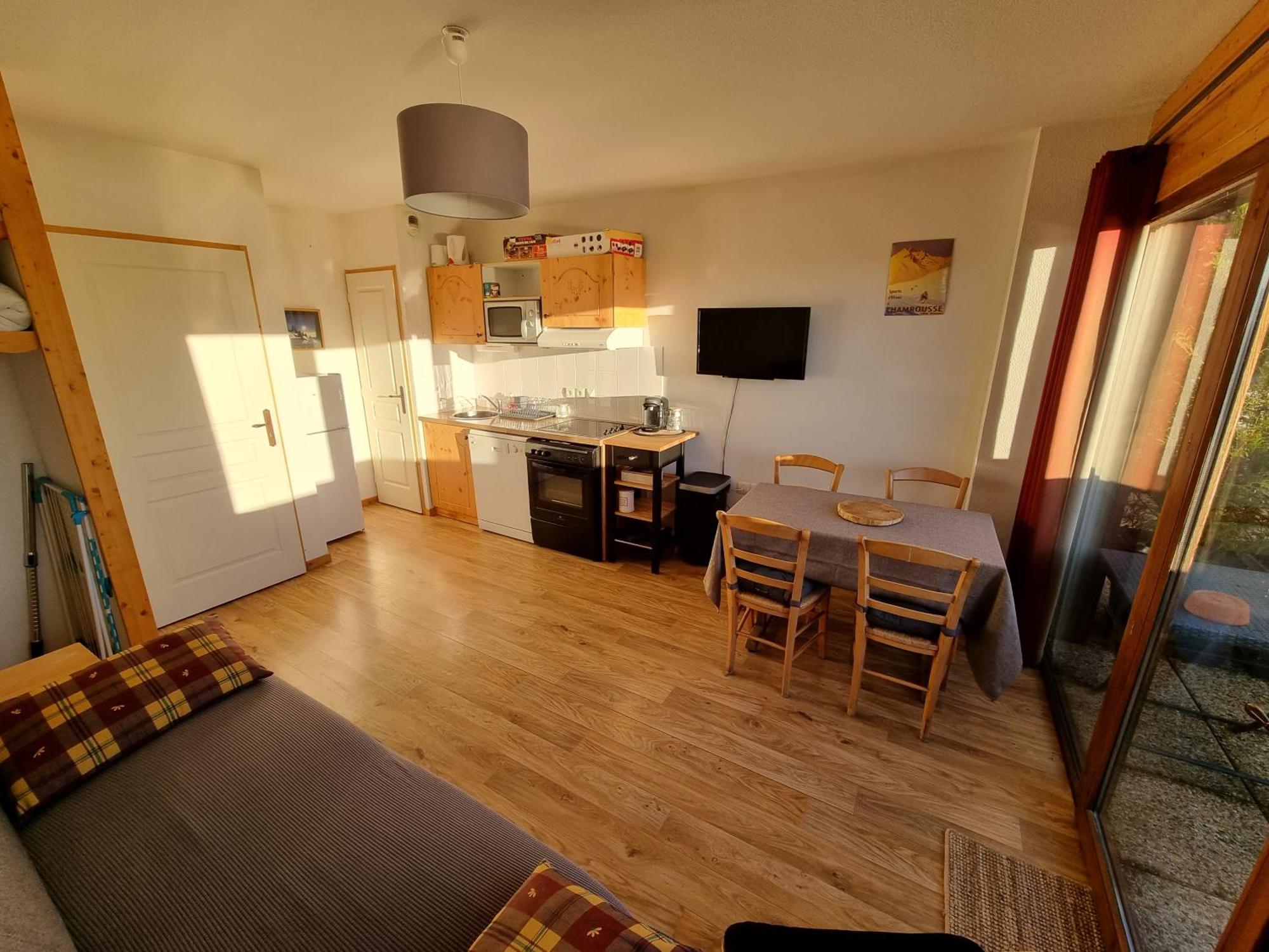 Appartement 4 Personnes 32M2 Au Pied Des Pistes- Wifi- Balcon Sud- Chamrousse 1650 Εξωτερικό φωτογραφία